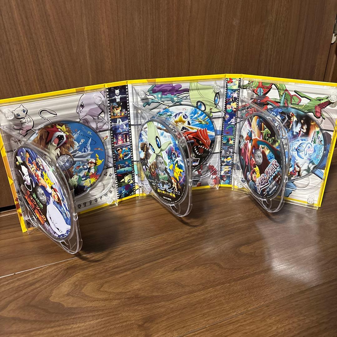 アニメ Pikachu The Movie Premium Box 1998-2010