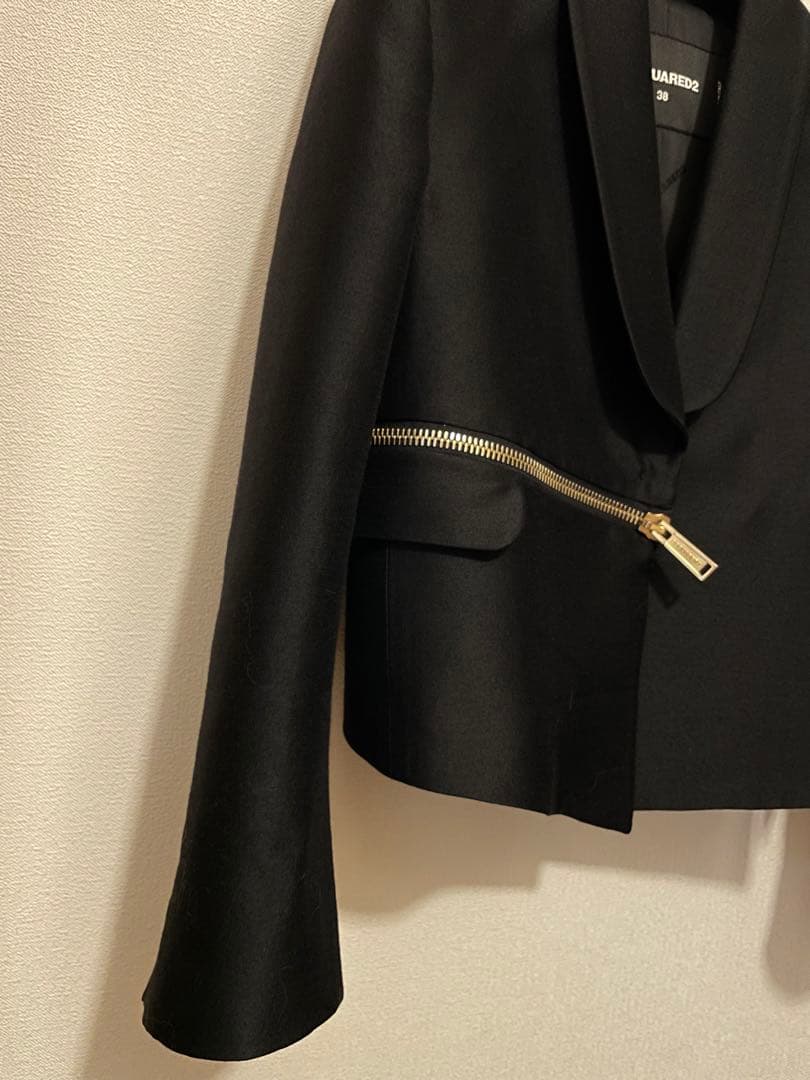 ☆新品同様☆大変お洒落なDSQUARED2 ブラック テーラードジャケット 38