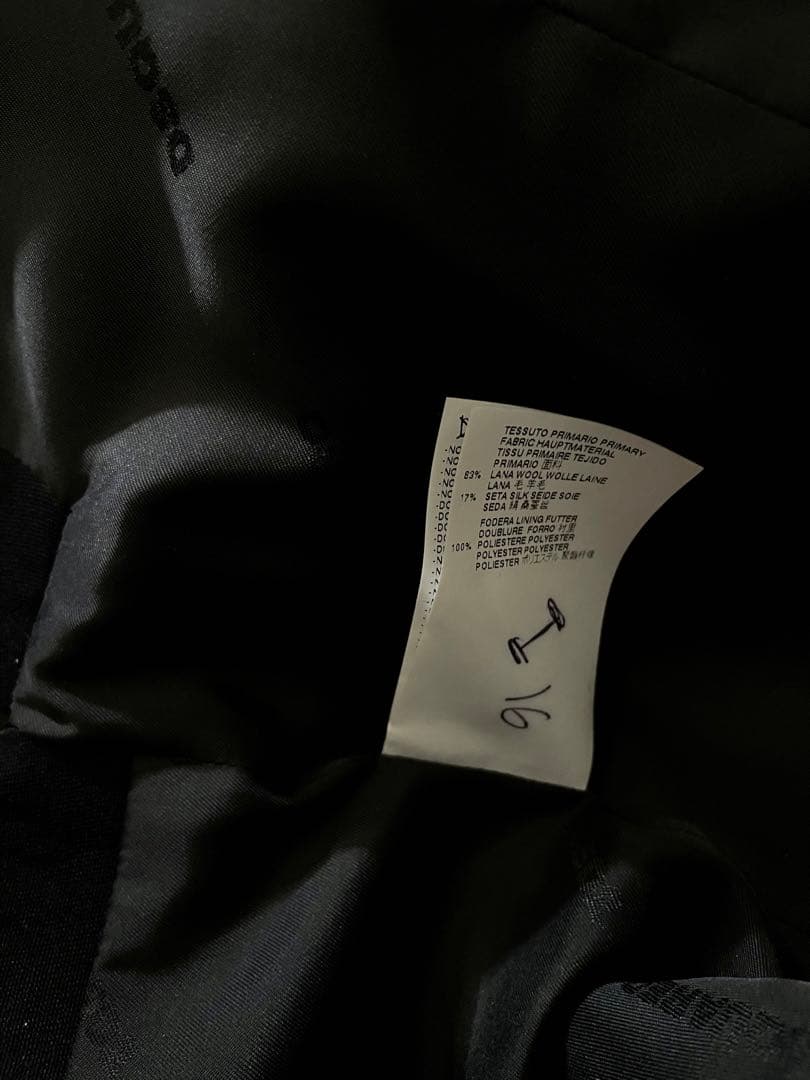 ☆新品同様☆大変お洒落なDSQUARED2 ブラック テーラードジャケット 38