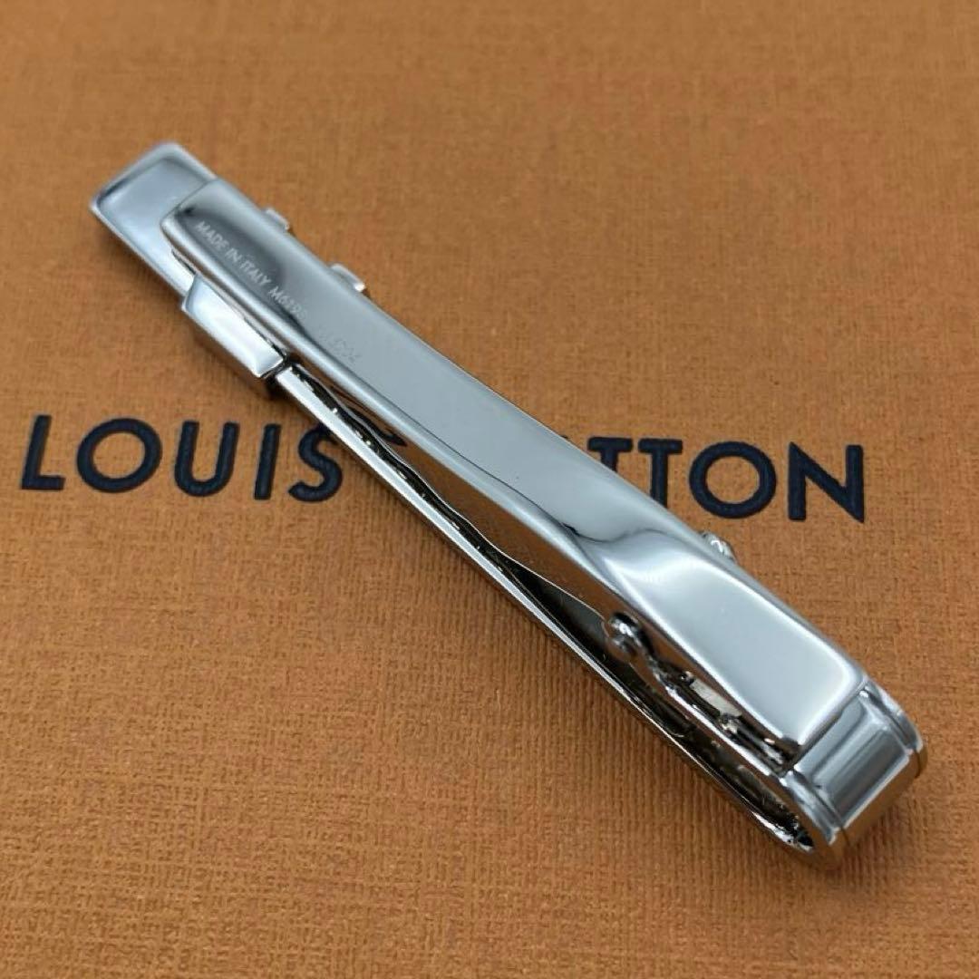 【極美品】LOUIS VUITTON M61981 LV タイピン 箱付き