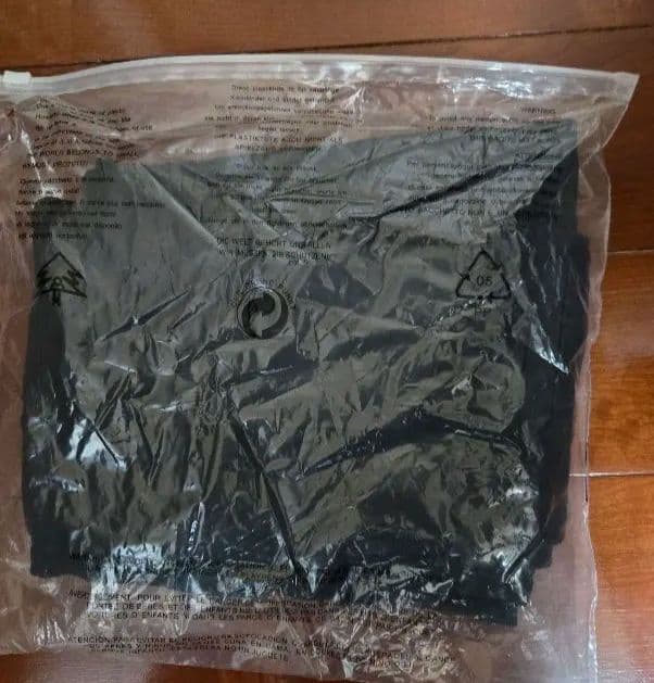 新品未使用　Alo Yoga Moto Legging S ブラック アローヨガ