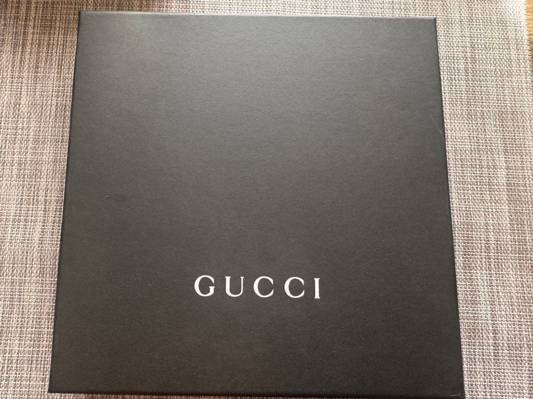 GUCCI GGロゴ柄マフラー　ブルーグレー