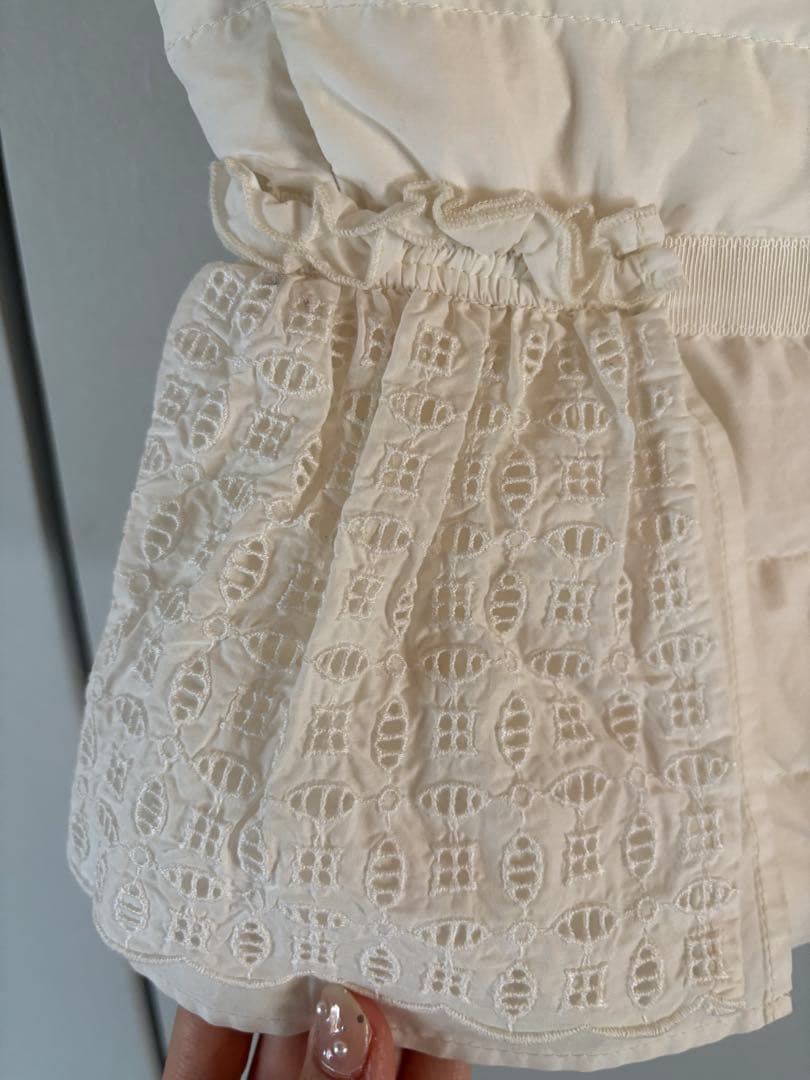 モンクレール　ダウンベスト　VALENSOLE　ナイロン　ホワイト　レース