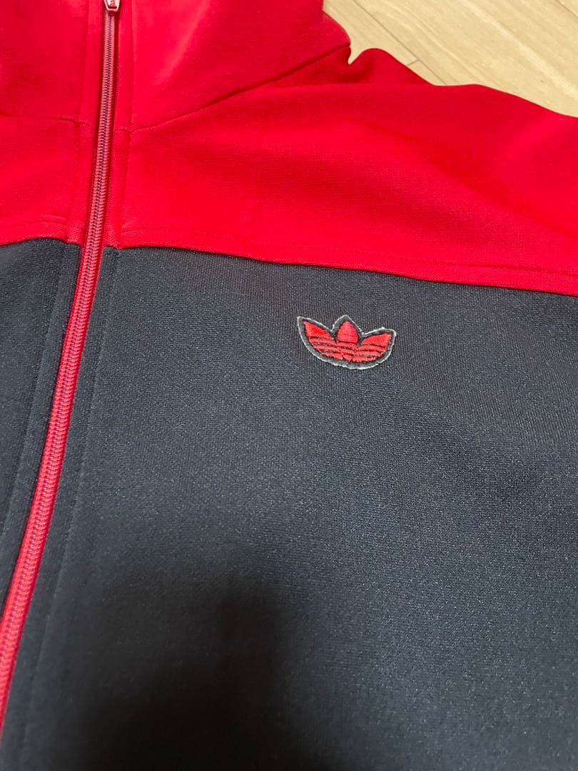 アディダス　adidas トラックジャケット　2号　デサント　西ドイツ　赤黒