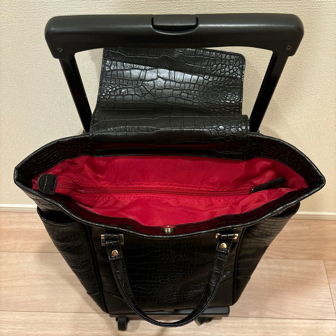 スワニー　黒　クロコダイル調　キャリーバッグ
