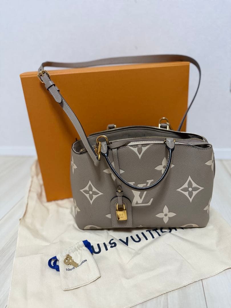 ルイヴィトン　　プティ・パレ