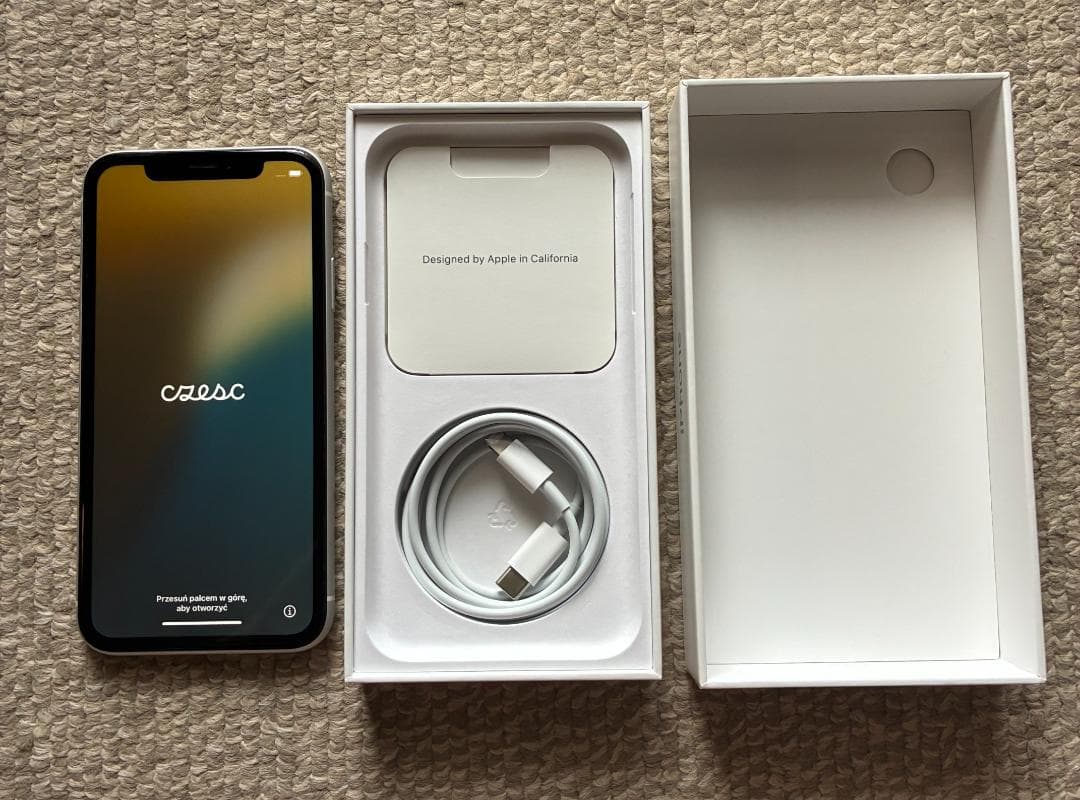 Apple iPhone XR 64GB ホワイト SIMフリー