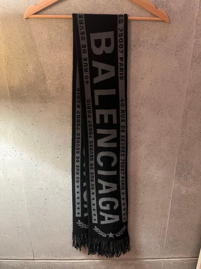 BALENCIAGA マフラー ブラック