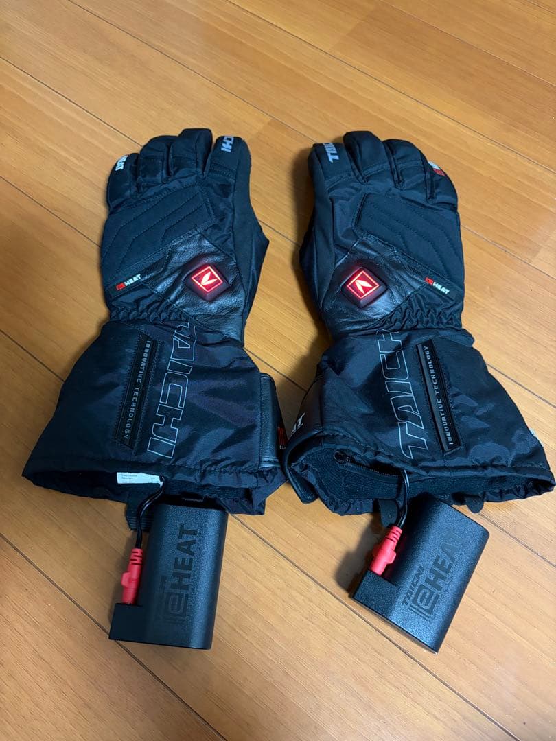 RS TAICHI eHEAT 電熱グローブ 黒 M バッテリー/充電器付属