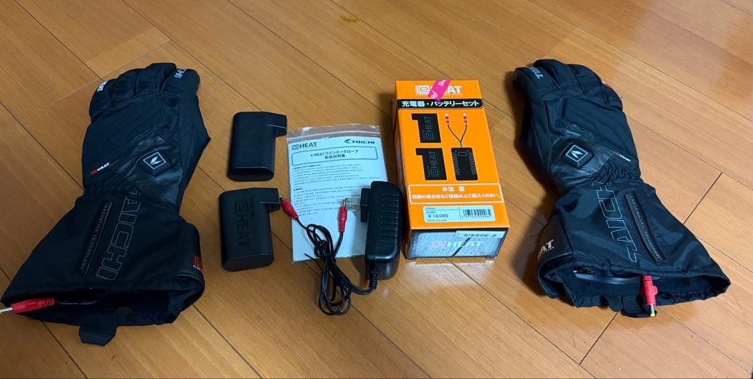 RS TAICHI eHEAT 電熱グローブ 黒 M バッテリー/充電器付属