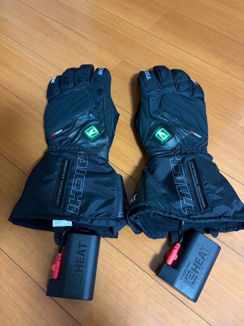 RS TAICHI eHEAT 電熱グローブ 黒 M バッテリー/充電器付属