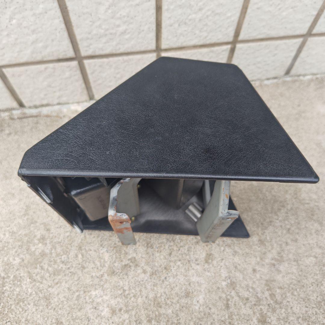 R30スカイライン コンソール