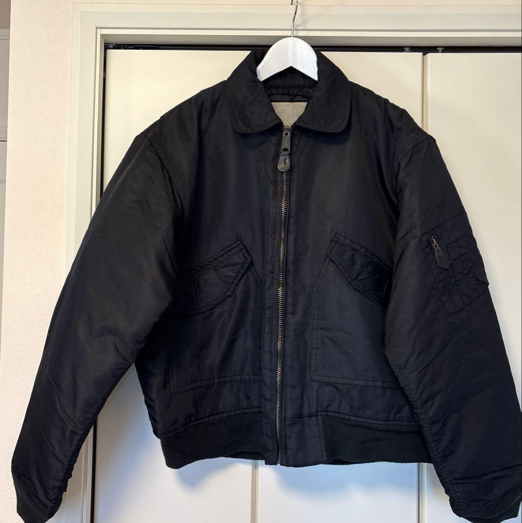 DELTA Ind.CWU-45/P型 フライトジャケット 中綿入り