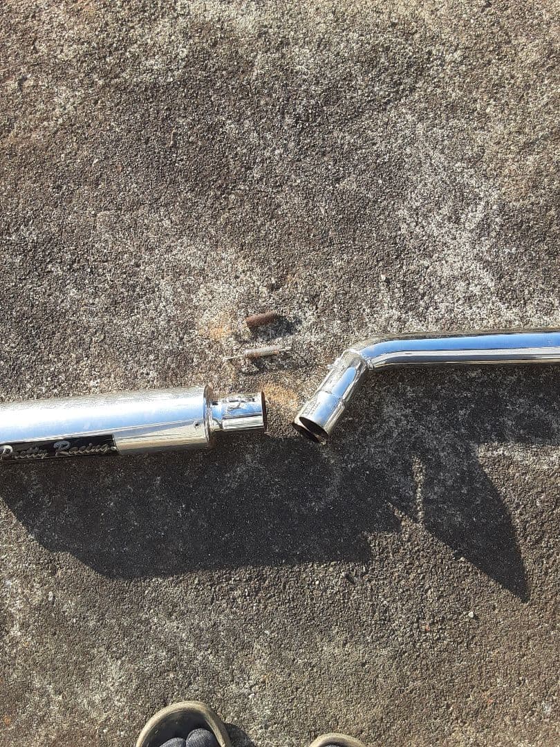 プリテーレーシングマフラー