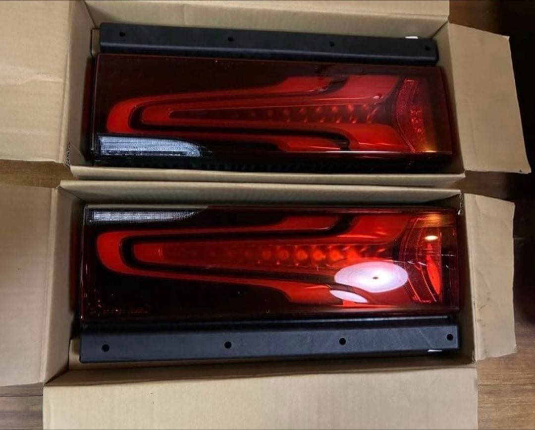 MITSUBISHI FUSO 三菱ふそう LED テールランプ