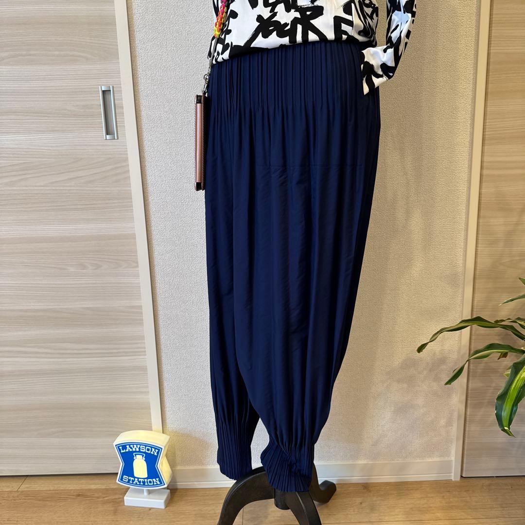 連休セールʕ•̫͡•ʕ•̫͡•ʔ極美品 イッセイミヤケプリーツプリーズパンツ