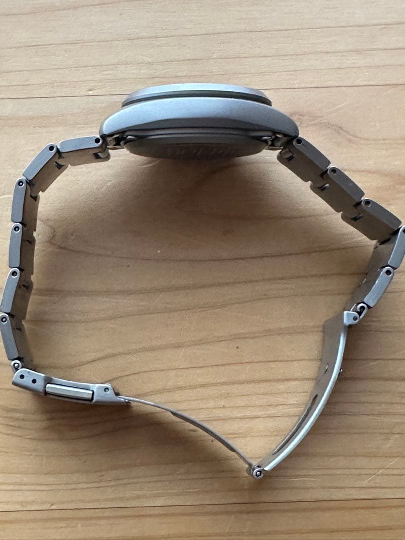 CASIO OVW-100TDJ オーバーランド　ソーラー電波時計　チタンバンド