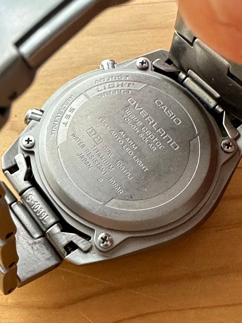 CASIO OVW-100TDJ オーバーランド　ソーラー電波時計　チタンバンド