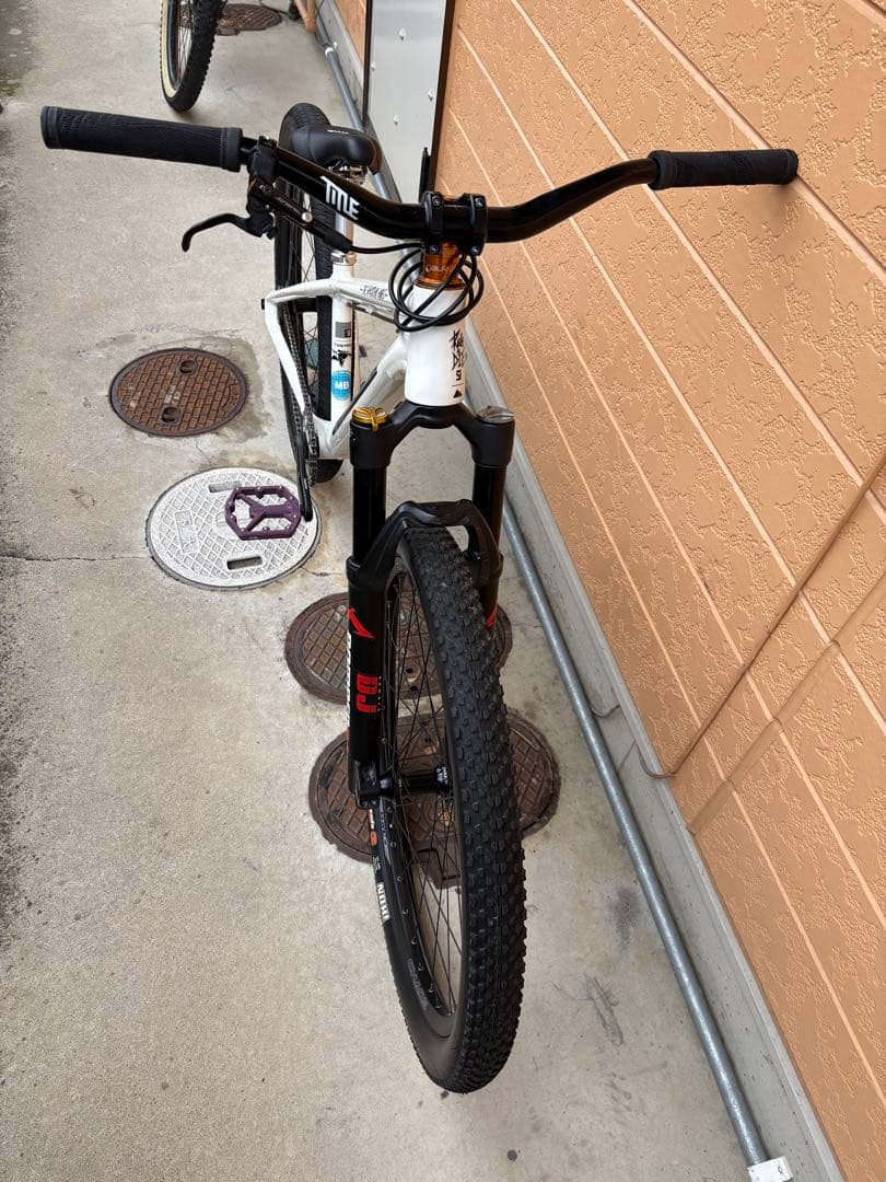 invict12us88様用Canyon Stiched 26\"ダートジャンプ