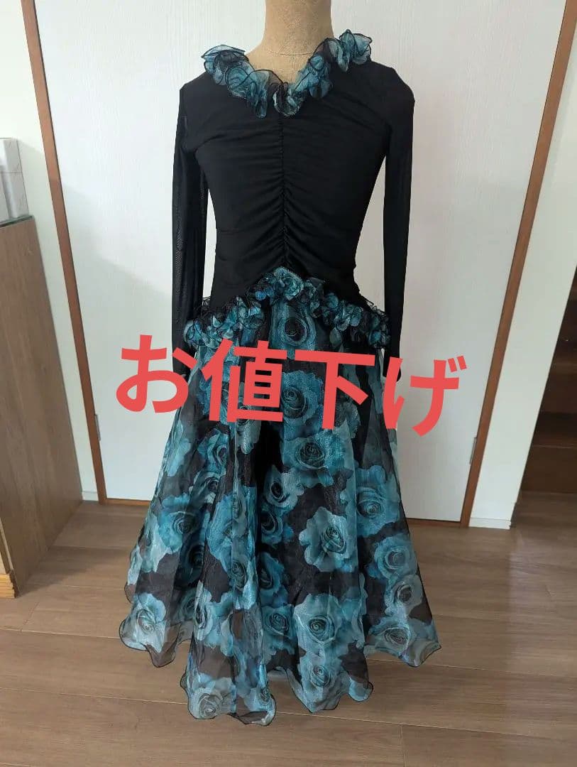 社交ダンス用黒と青のバラ模様ドレス　L タグ付き