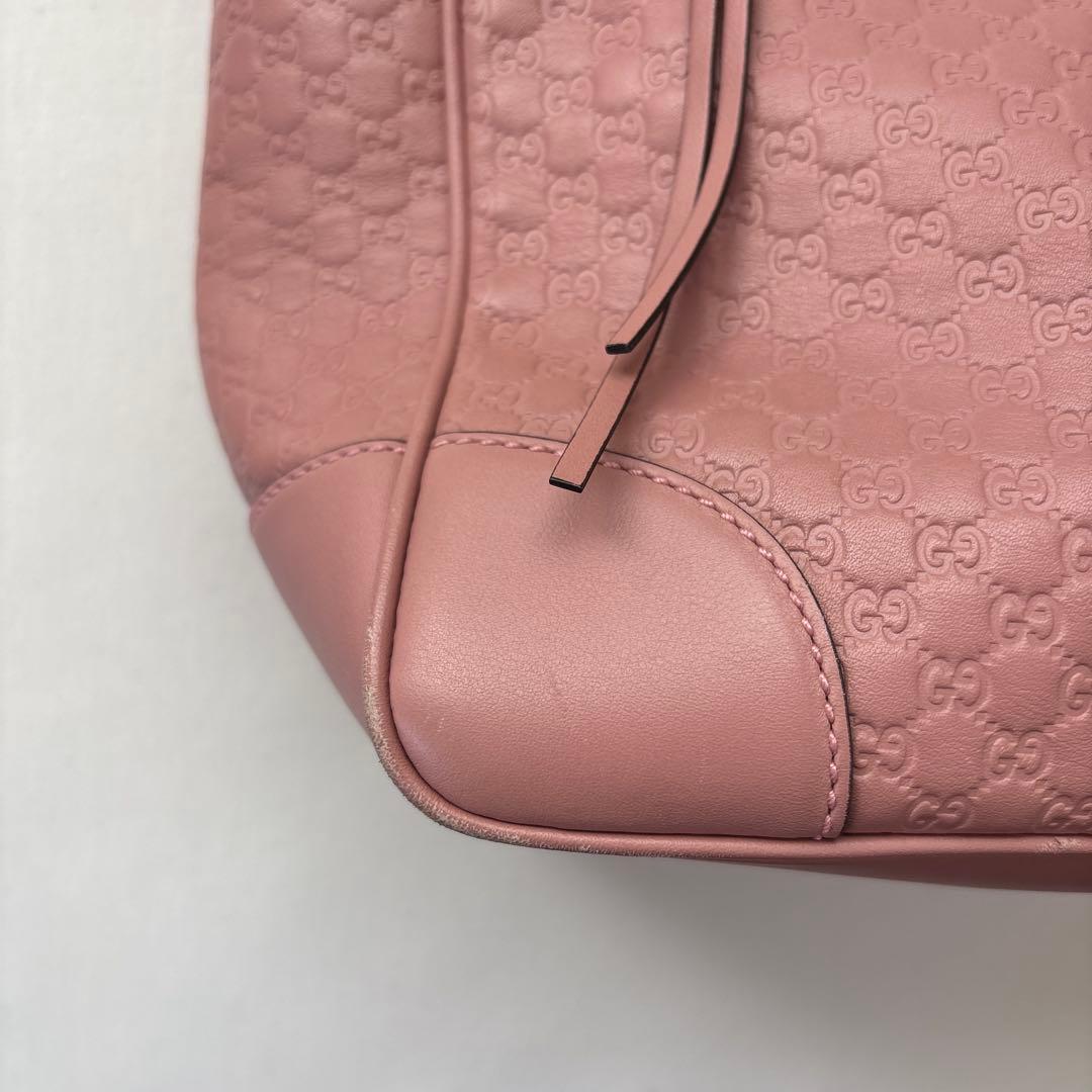 GUCCI ピンク レザー ショルダーバッグ