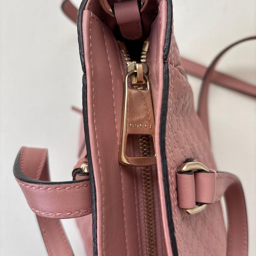 GUCCI ピンク レザー ショルダーバッグ