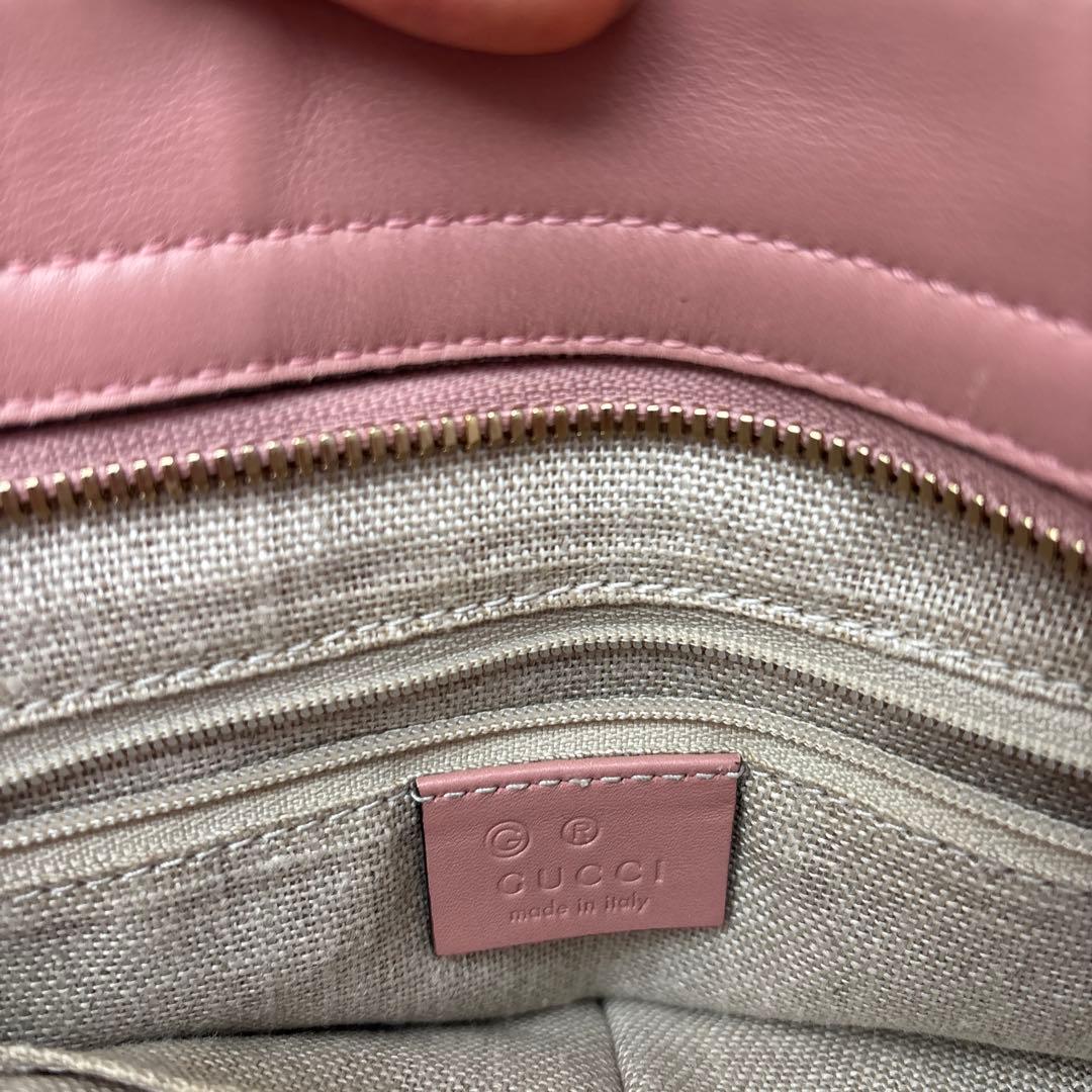 GUCCI ピンク レザー ショルダーバッグ