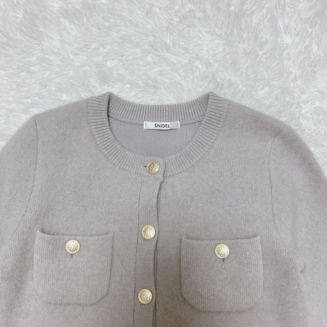 新品タグ付 スナイデル 今季 フォックスニットジャケット グレー 金ボタン