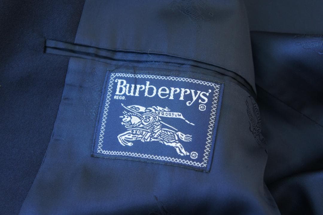 極美品 BURBERRYS バーバリー ダブルブレスト 紺ブレ 金ボタン