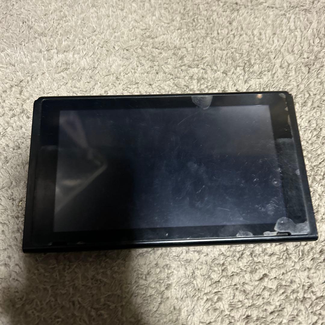 Nintendo Switch 本体とACアダプター