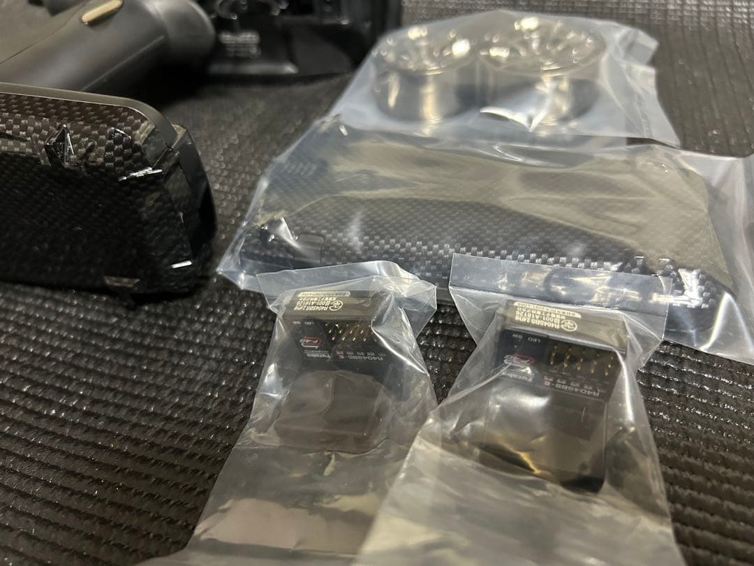 R*a様 フタバ　10PXR 送信機、R404SBS-E 受信機（2個）ダブルレ