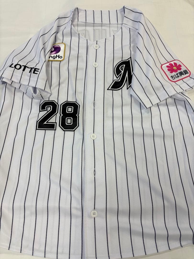千葉ロッテマリーンズ　菊地選手　レプリカユニフォーム　Mサイズくらい