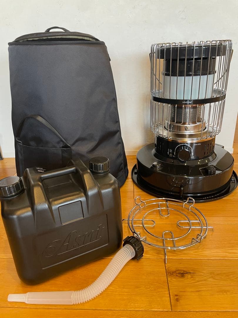 【新品同様】2024年TOYOTOMIストーブKR-47A黒 ケース 灯油タンク