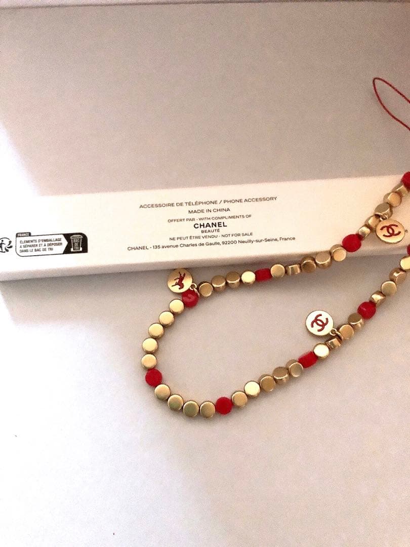 CHANEL ストラップ＆チャーム New year限定　ノベルティ　2個セット