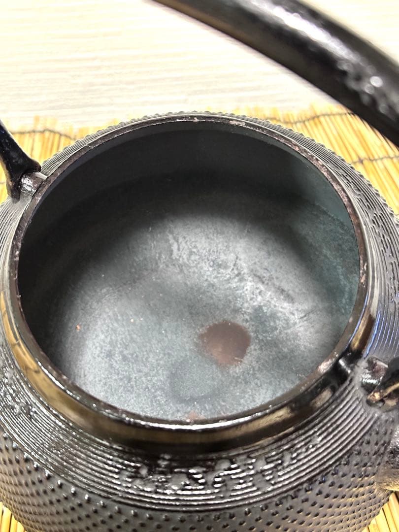 未使用、保管品　南部長寿堂造　１５型　鉄瓶　南部鉄瓶　南部鉄器　調理器具