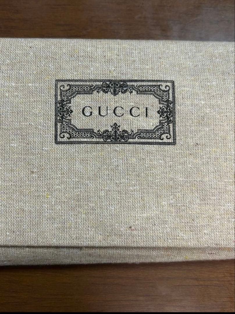 【新品・未使用】GUCCI iPhone ケース14・15
