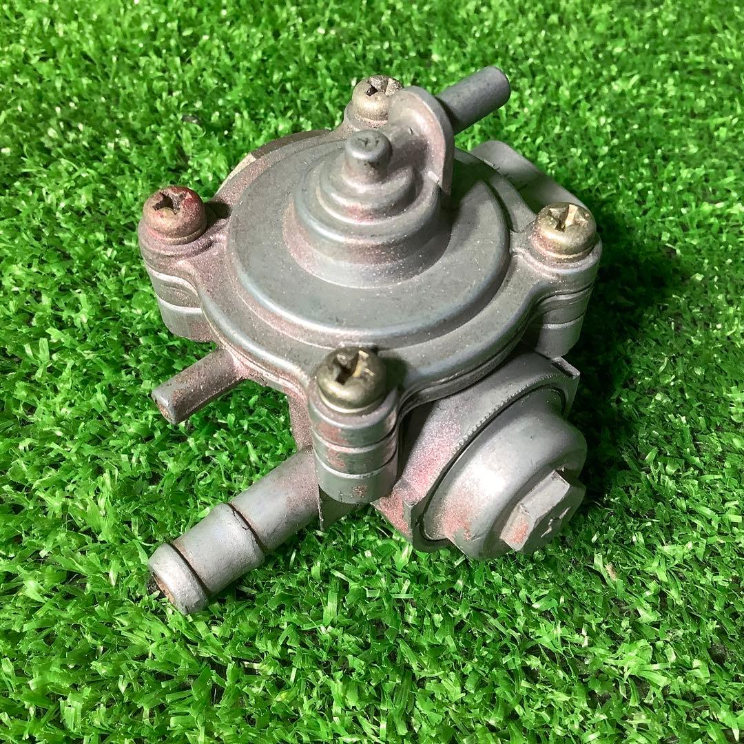 A*2様 CBX400F　CBX550F　PC04型　タンクセット　キャプ・コッ