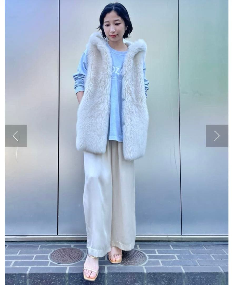 セール　ウィムガゼット　フーデッドファージレ　エクリュ