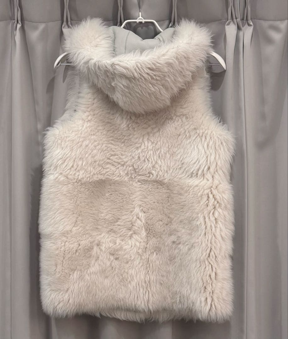 セール　ウィムガゼット　フーデッドファージレ　エクリュ