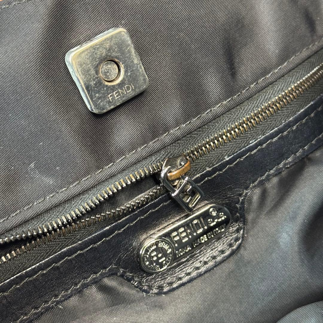 FENDI フェンディ FFロゴ ナイロン ホーボーバッグ