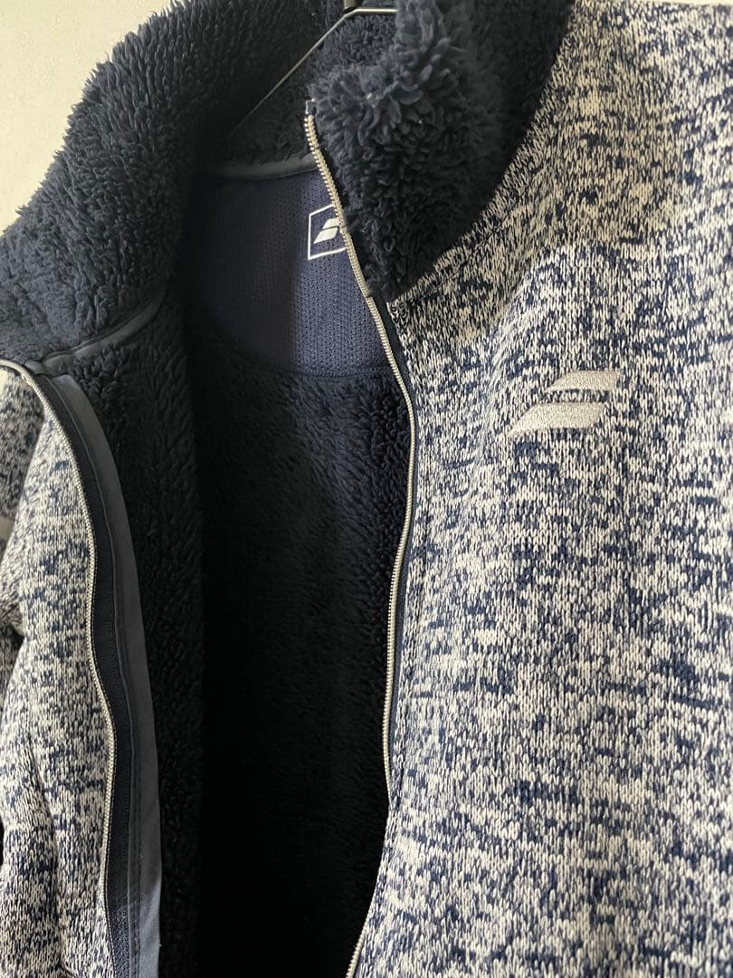 バボラ　アウター上下セット