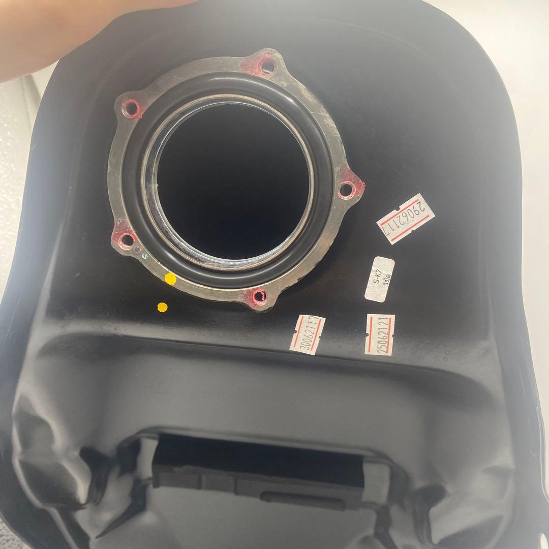 カワサキ zx25r 燃料タンク 純正 ブラック 黒