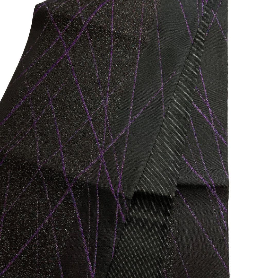 袋帯　幾何学模様　黒地　紫　銀通し　全通　着物　075w d