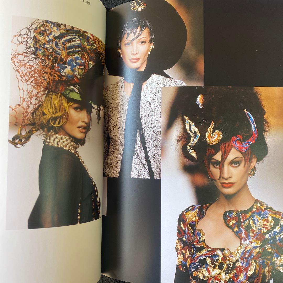 CHANEL CATWALK 全コレクション集 ルックブック　カタログ