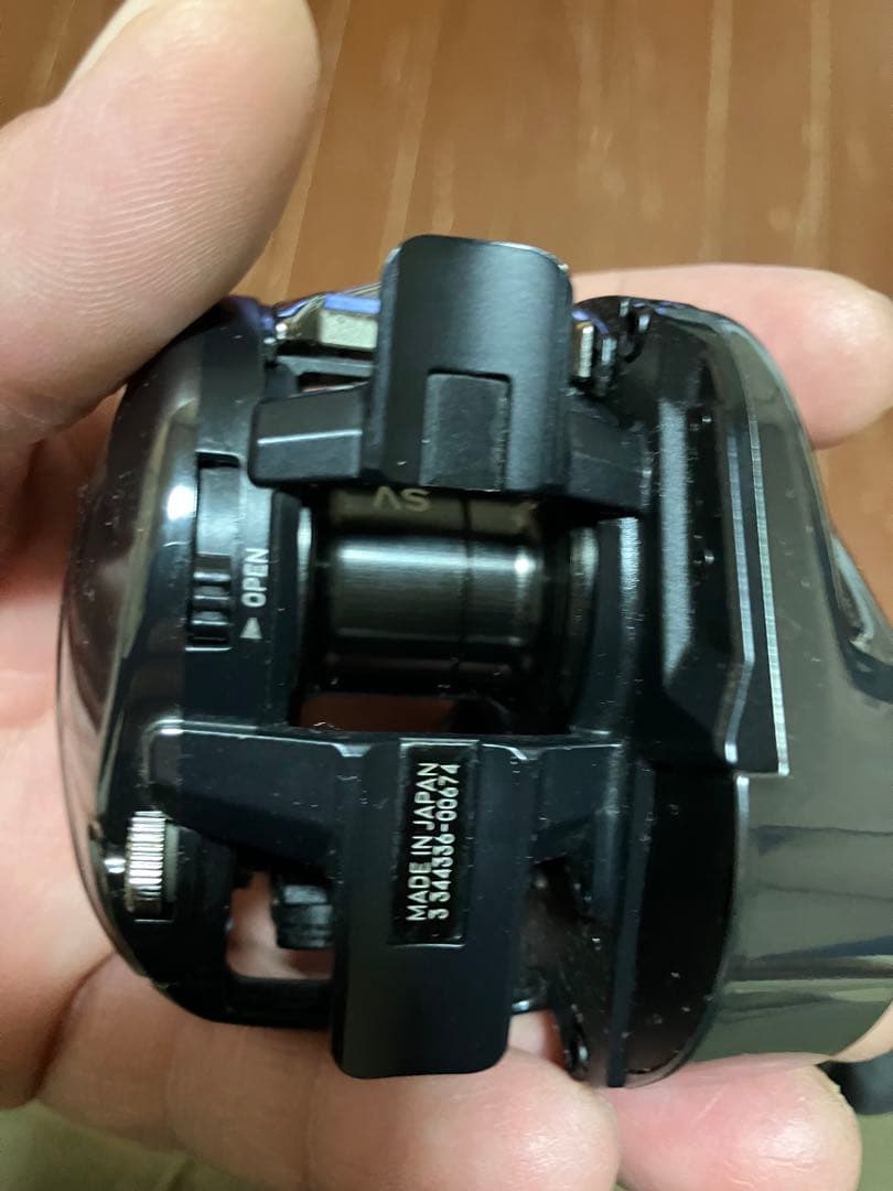 ダイワ　24スティーズsvtw100XH 右巻き