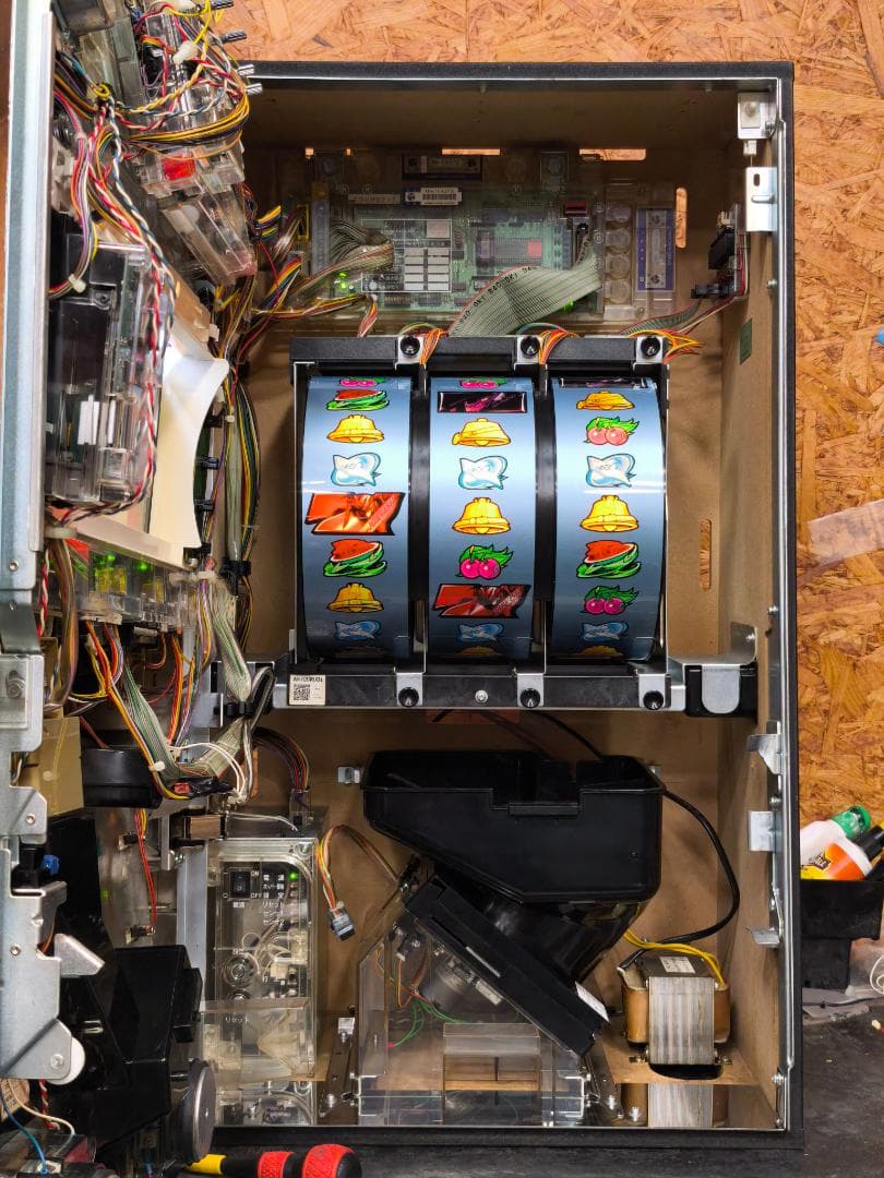 【本州送料込】交響詩篇エウレカセブン メダル不要機付