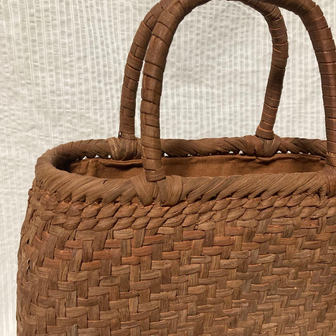 【小ぶり︎タイプ】メルカリ特別価格　色育つ１番皮沢皮　国産信州山葡萄籠　網代編