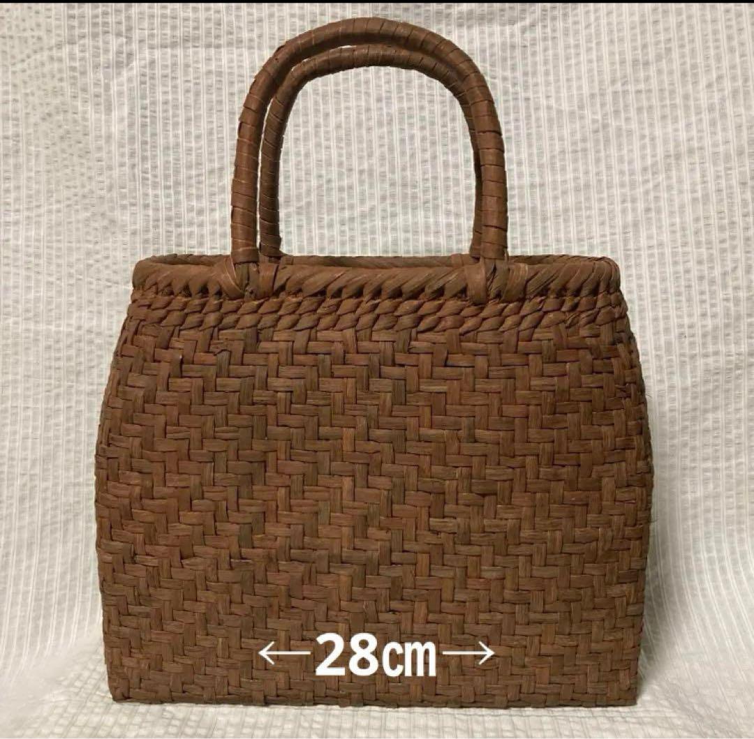 【小ぶり︎タイプ】メルカリ特別価格　色育つ１番皮沢皮　国産信州山葡萄籠　網代編