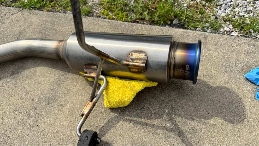 ホンダヴェゼル RU1 RU3 フジツボオーソライズRIVIDマフラーVEZEL