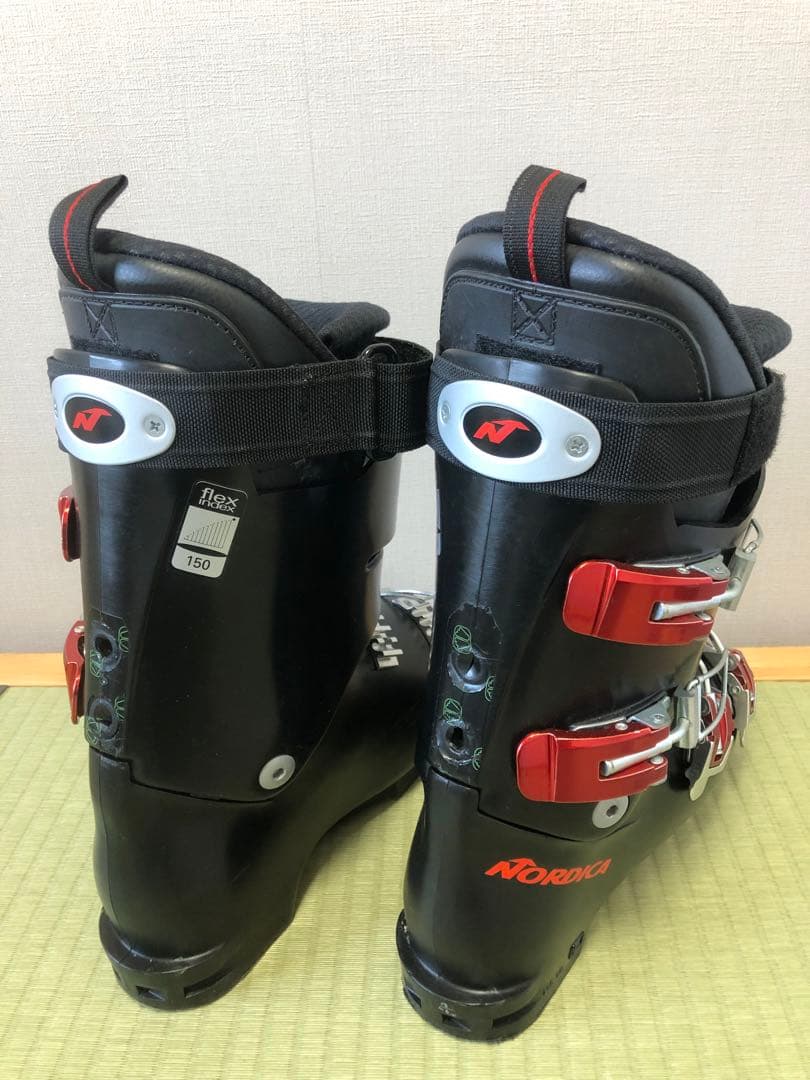 ノルディカ　スキーブーツ　24㎝